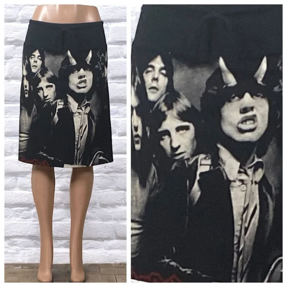 NWOT AC/DC Highway To Hell Skirt Black Size Medium - Picture 2 of 9